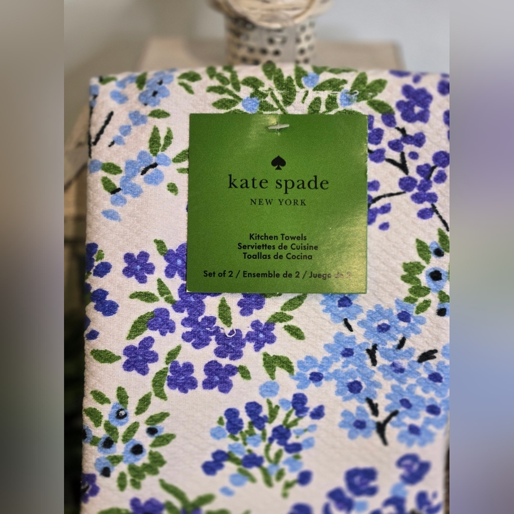 Kate Spade Floral Kitchen Towel - Picture 2 of 2